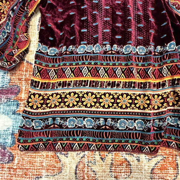 Johnny Was Velvet Burnout Tunic Top Boho Embroidered Bell Sleeve XS - Picture 5 of 7